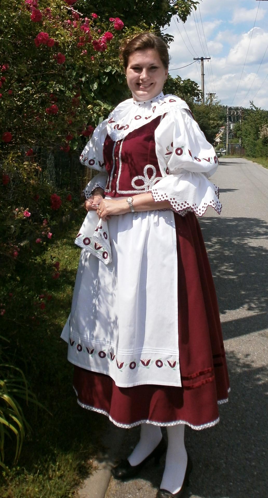 obnovený kroj 2010